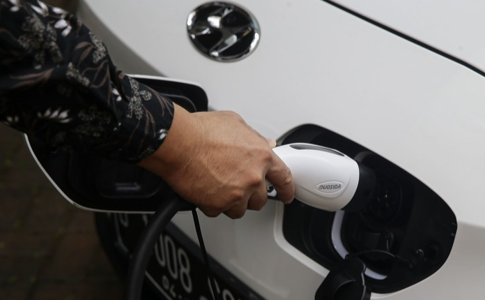 Mobil Listrik Masih Mahal, Peminatnya Sedikit