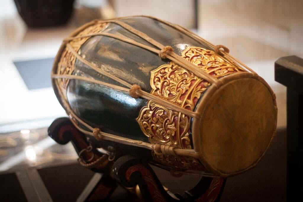10 Alat Musik Tradisional Indonesia Yang Miliki Suara Memukau