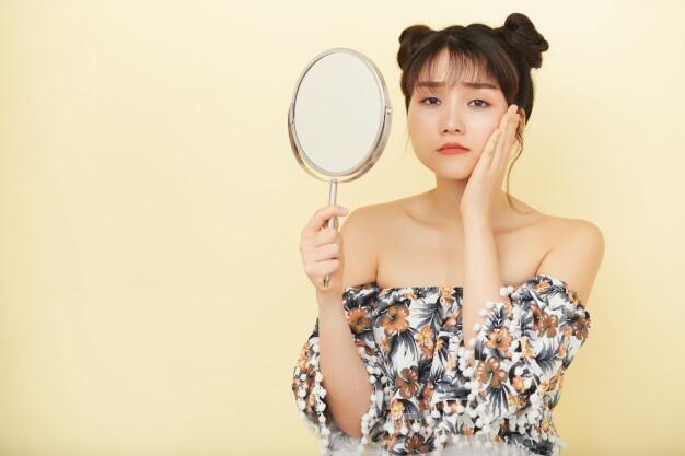 PENGEN GLOWING, INI PELEMBAP YANG BIKIN NGGAK ANNOYING