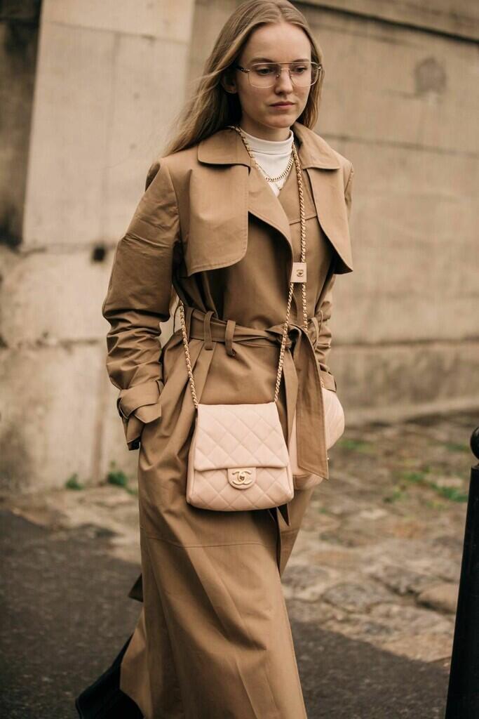 Tips Memilih Pakaian untuk INTERVIEW ONLINE