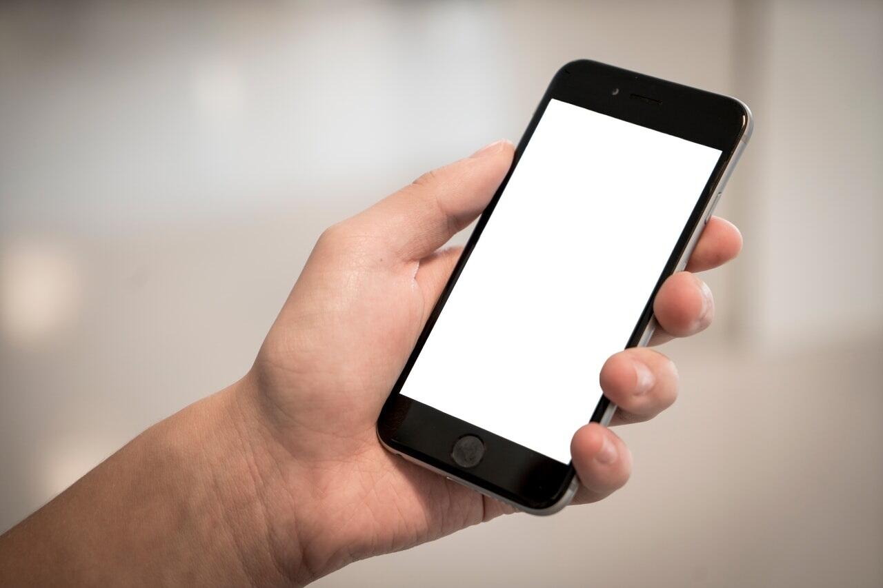 7 Rekomendasi HP NFC Terbaik 2021, Tertarik Beli?