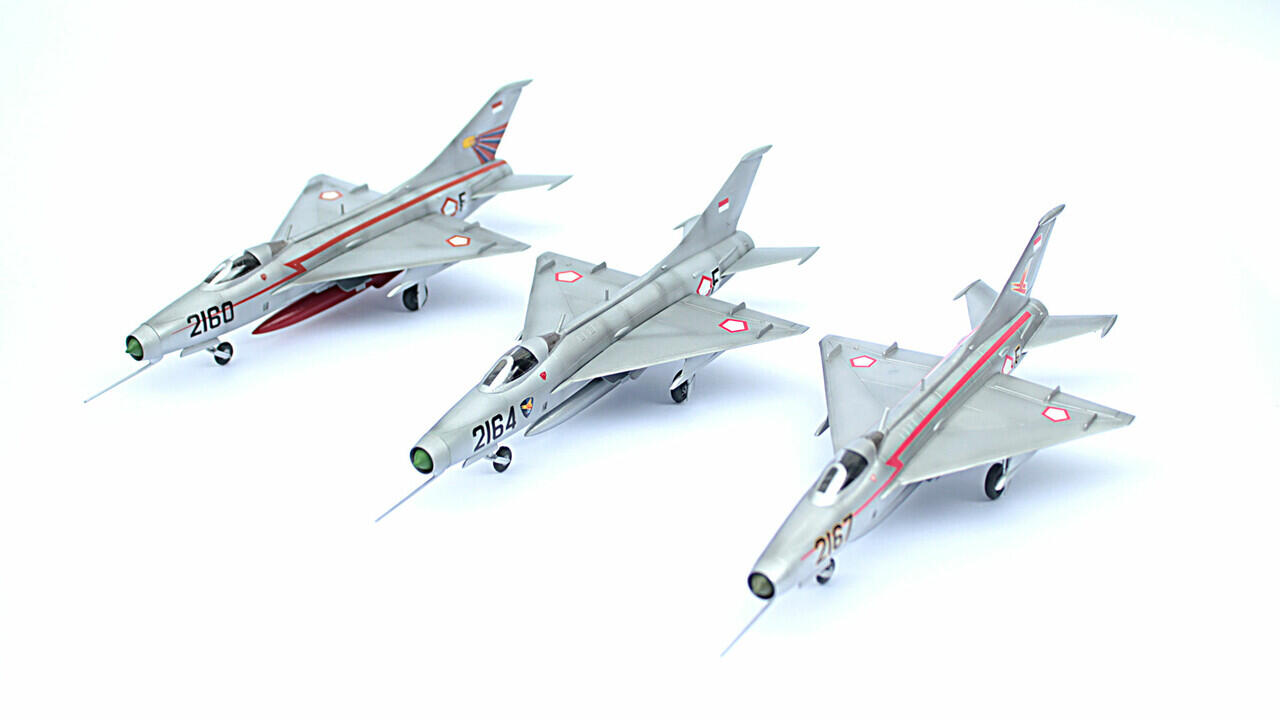 Model Kit Mig-21 F-13 AURI (Mig-21 Fishbed C)