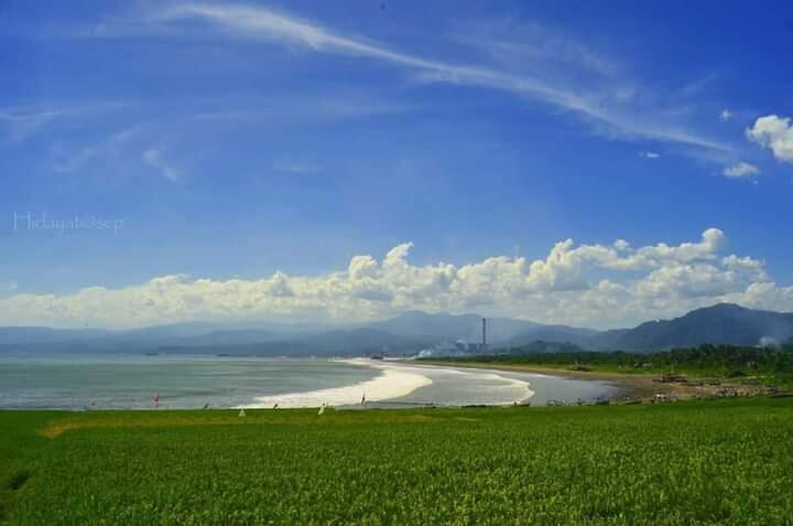 Destinasi Wisata Sekitar Pantai Pelabuhan Ratu Sukabumi Untuk Yang Hobi Fotografi