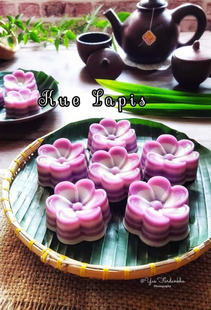 Produk Kue Dengan Pewarna Alami Makanan Yang Menggoda Mata