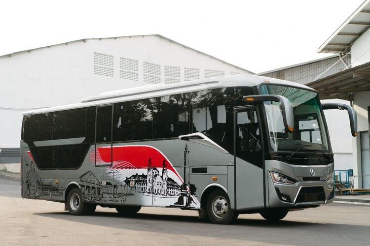 Mercedes Benz OF 917 - Bus Buatan Jerman dengan Cita Rasa Jepang