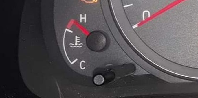 Jangan Tunggu Sampai Overheat, Begini 5 Tips Merawat Radiator Mobil Bekas
