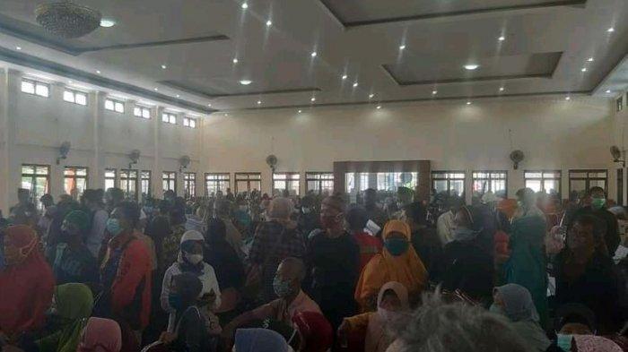 Viral Pembagian KKS di Sukoharjo Bikin Antrean &amp; Kerumunan, Begini Kata Dinsos