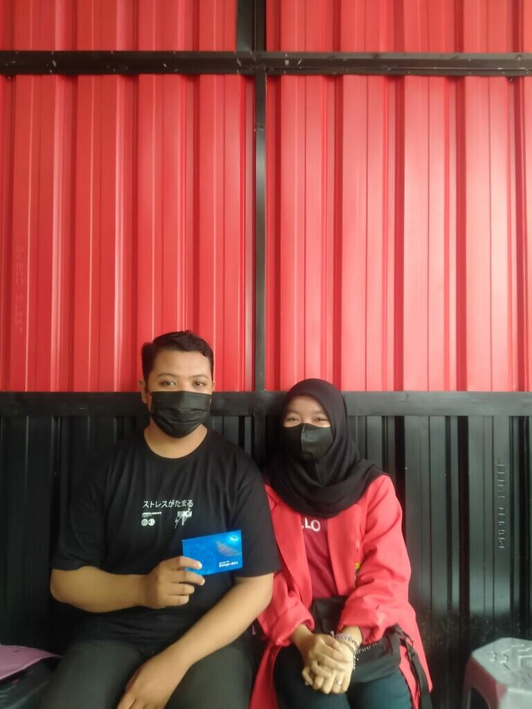 PENGEMBANGAN UMKM Di DESA MOJOSARIREJO DENGAN APLIKASI GOFOOD DAN GRAB