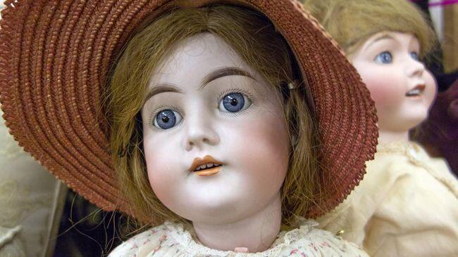 SPIRIT DOLLS, APA BEDANYA SAMA BATU KHODAM & JIMAT KEBAL ?