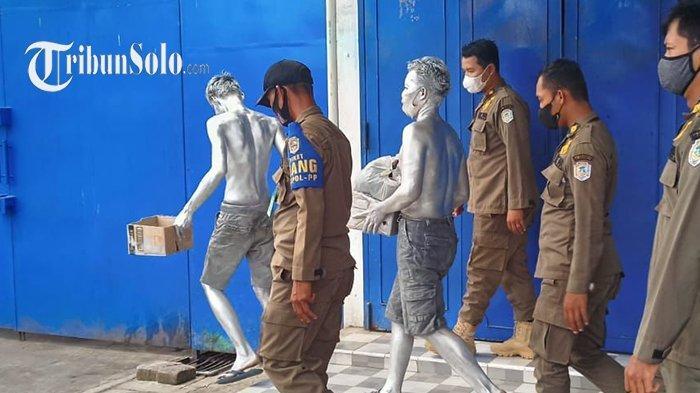 Cerita Manusia Silver di Karanganyar Dapat Rp 252 Ribu Sehari, Gaji Melebihi Pegawai