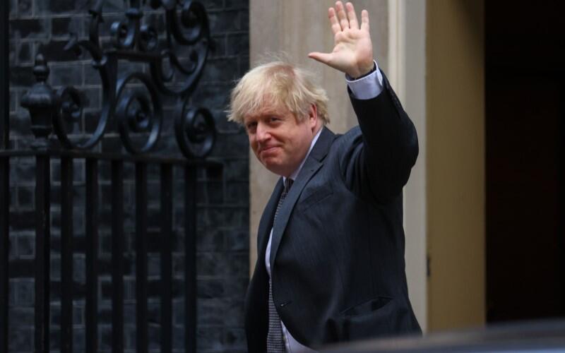 Disebut Langgar Aturan Covid, PM Johnson Diminta Letak Jabatan