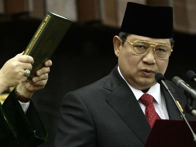 YLKI Heran, Minyak Goreng Tidak Impor, tapi Dijual Pakai Harga Dunia