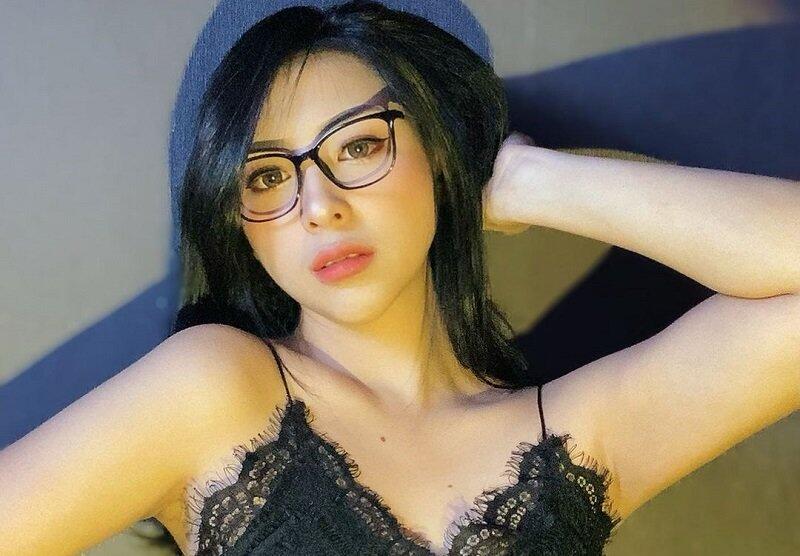 3 Model Cantik Pengisi Iklan TV Paling Vulgar & kontroversial! 3 Model Cantik Pengisi Iklan TV Paling Vulgar & kontroversial!
