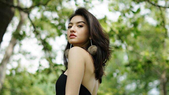 5 Artis Cantik Ungkap kriteria Suami Idaman, No. 4 Trima Orang Biasa & Gaji Umr! 5 Artis Cantik Ungkap kriteria Suami Idaman, No. 4 Trima Orang Biasa & Gaji Umr!