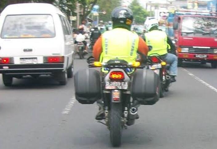 Roof Box Mobil Dilarang, Apakabar Box Magic Jar Pemotor?