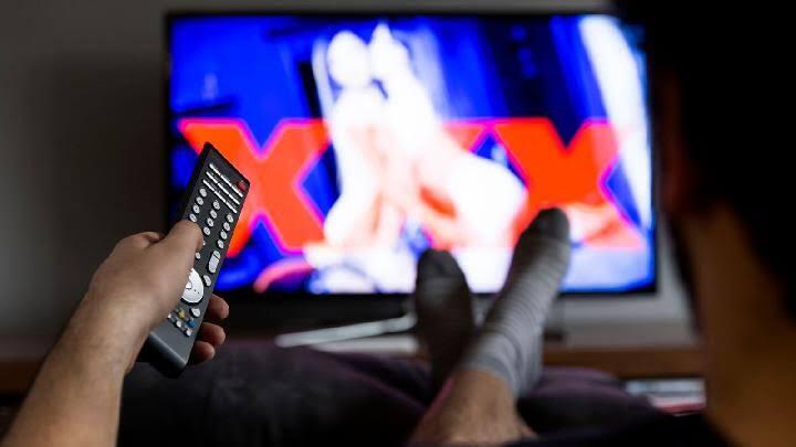 5 Dampak Buruk dari Nonton Film 18+ (Pornografi)