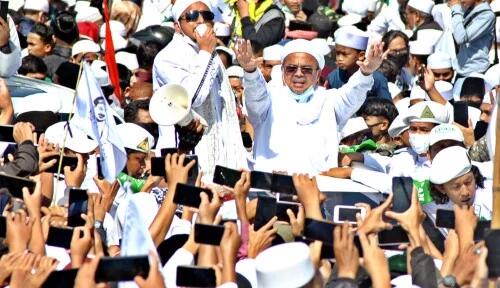 Tetangga Kuliti Profesi Habib Rizieq: Nggak Masuk Akal, Kaya Mendadak!