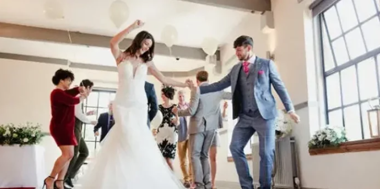 Tak Hanya Wedding March, Beberapa Lagu Ini Cocok Jadi Pengiring Pernikahan