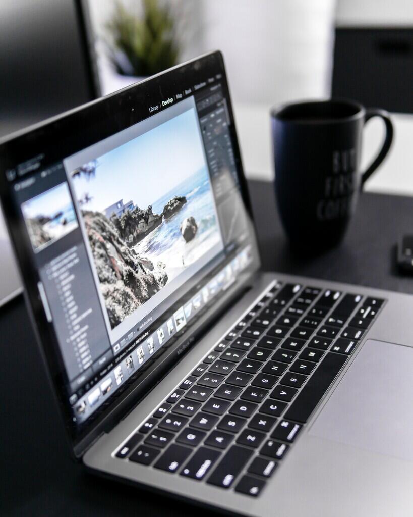 3 Kesalahan Pemula Saat Memperbaiki Laptop Sendiri