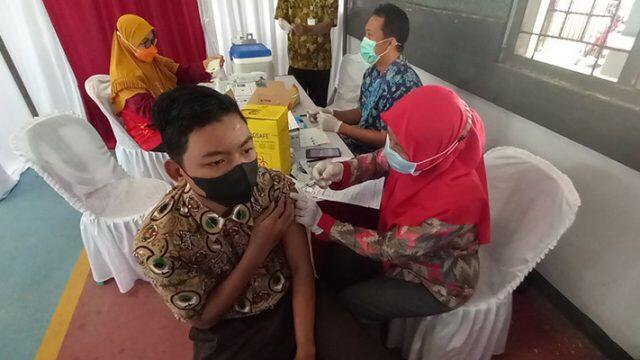 Vaksin Booster Belum Sertifikat Halal, Yayasan Konsumen Muslim Keberatan SE Kemenkes