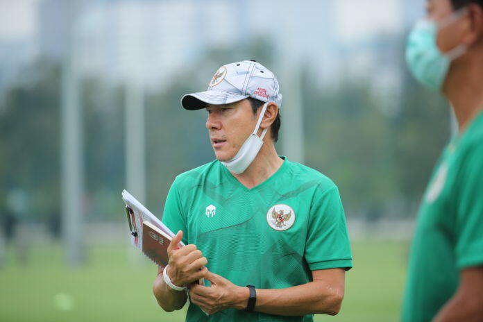 Reaksi Shin Tae-yong Suporter Batal Nonton Langsung Indonesia vs Timor Leste 