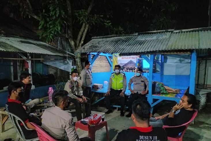 Heboh! Setan Pocong Teror Masyarakat Cikarang Timur, Ini Kata Polisi