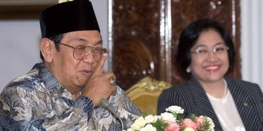 Edy Mulyadi Berani Sekali Bilang &quot;Kalimantan Tempat Jin Buang Anak&quot;, Apa Alasannya?