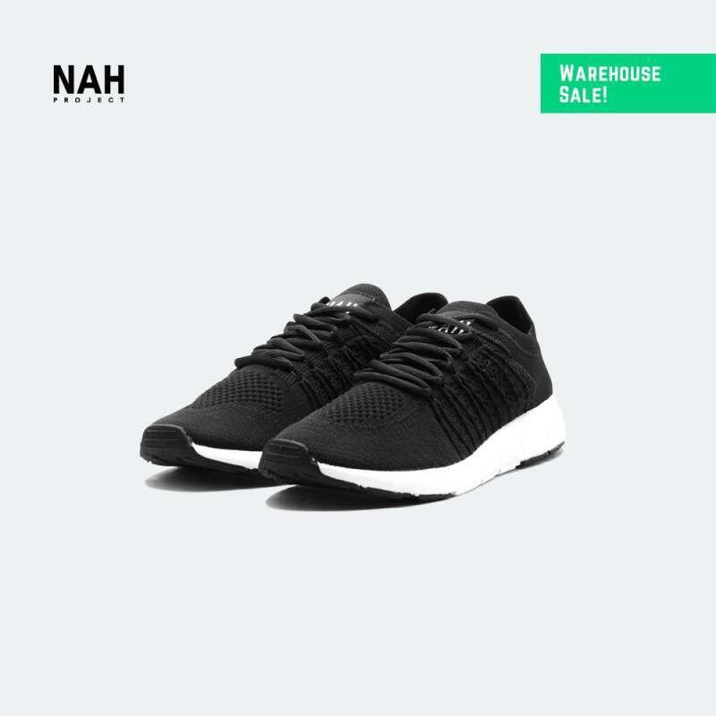 Rekomendasi Sepatu Sneaker Lokal Terbaik