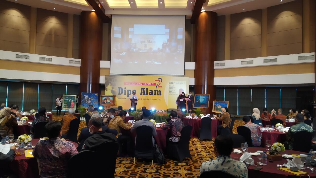 Peluncuran Biografi DIPO ALAM Dengan Judul "Dalam Pusaran Adab Dipimpin & Memimpin"