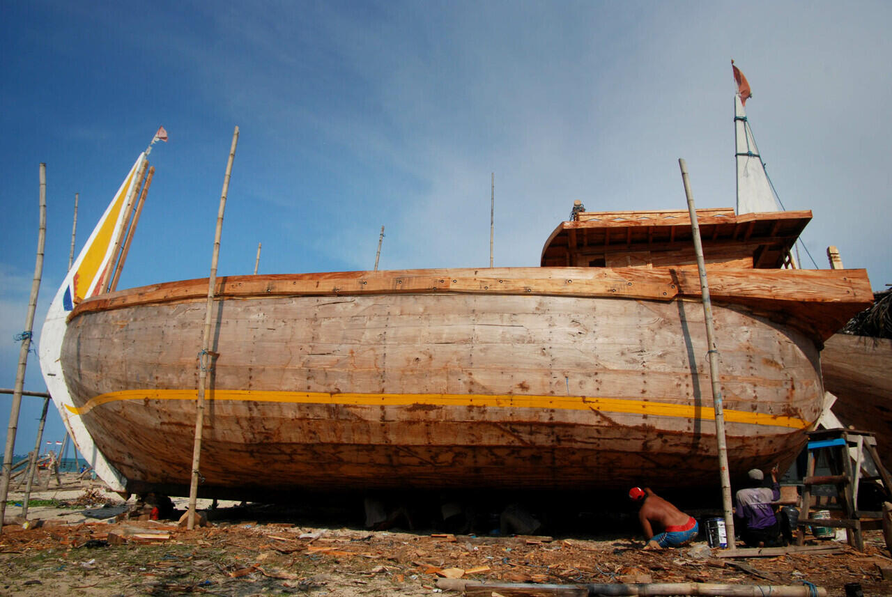 Konstruksi Kapal Kayu agar Kokoh Pilih Jenis yang Mana?
