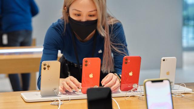 Pesan iPhone 13 Pro Max, Pembeli Ini Malah Terima Botol Sabun Rp 14 Ribuan