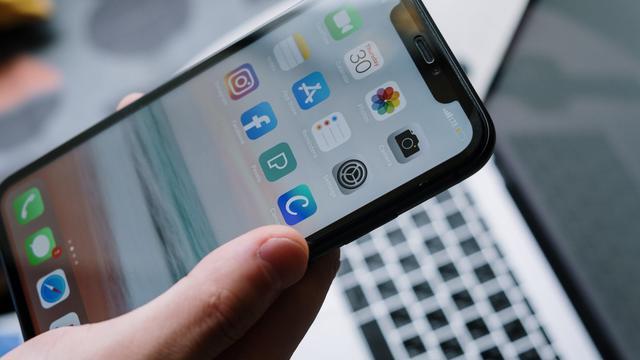 Pesan iPhone 13 Pro Max, Pembeli Ini Malah Terima Botol Sabun Rp 14 Ribuan
