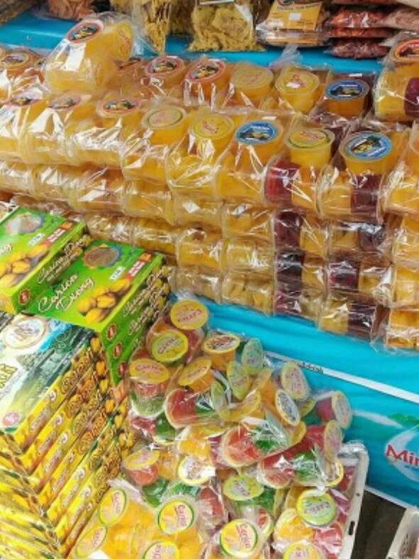 Carica Salah Satu Dari Oleh-oleh yang Diburu Pengunjung di Dieng