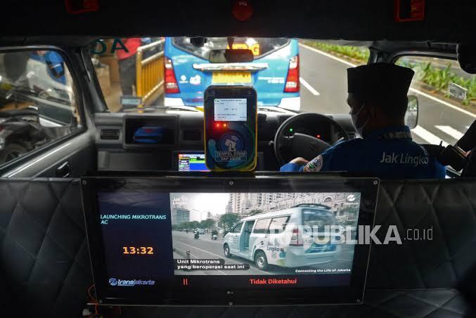 Angkot AC Mikrotrans Terbaru Jakarta, Sudah Berpintu Otomatis