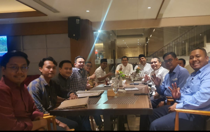 Ketum Golkar Airlangga Hartarto Didesak Kader Muda dan Milenial Jangan "Yapres"