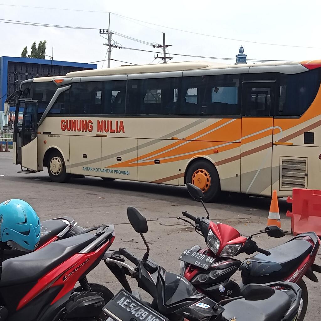 Kisah Perantauan Bus Pribumi Wonogiri di Wilayah Plat AE