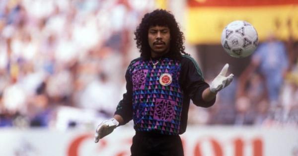 Kiper (Penjaga Gawang) Dengan Rekor Gol Terbanyak