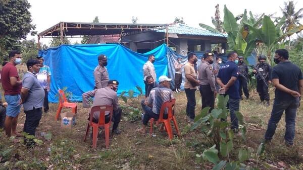 Polisi Bongkar Kuburan Diduga Korban Tewas Kerangkeng Manusia Bupati Langkat