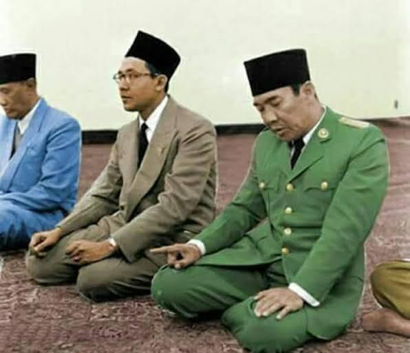 Cerita Hasto Soal Kepedulian Soekarno dan Megawati Terhadap Masjid