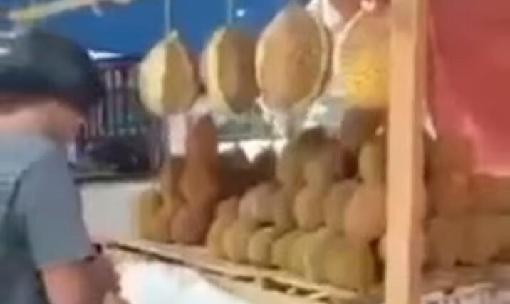 Sempat Viral Durian Palsu, Oknum Penjual di Pasar Cheng Ho Diberikan Peringatan