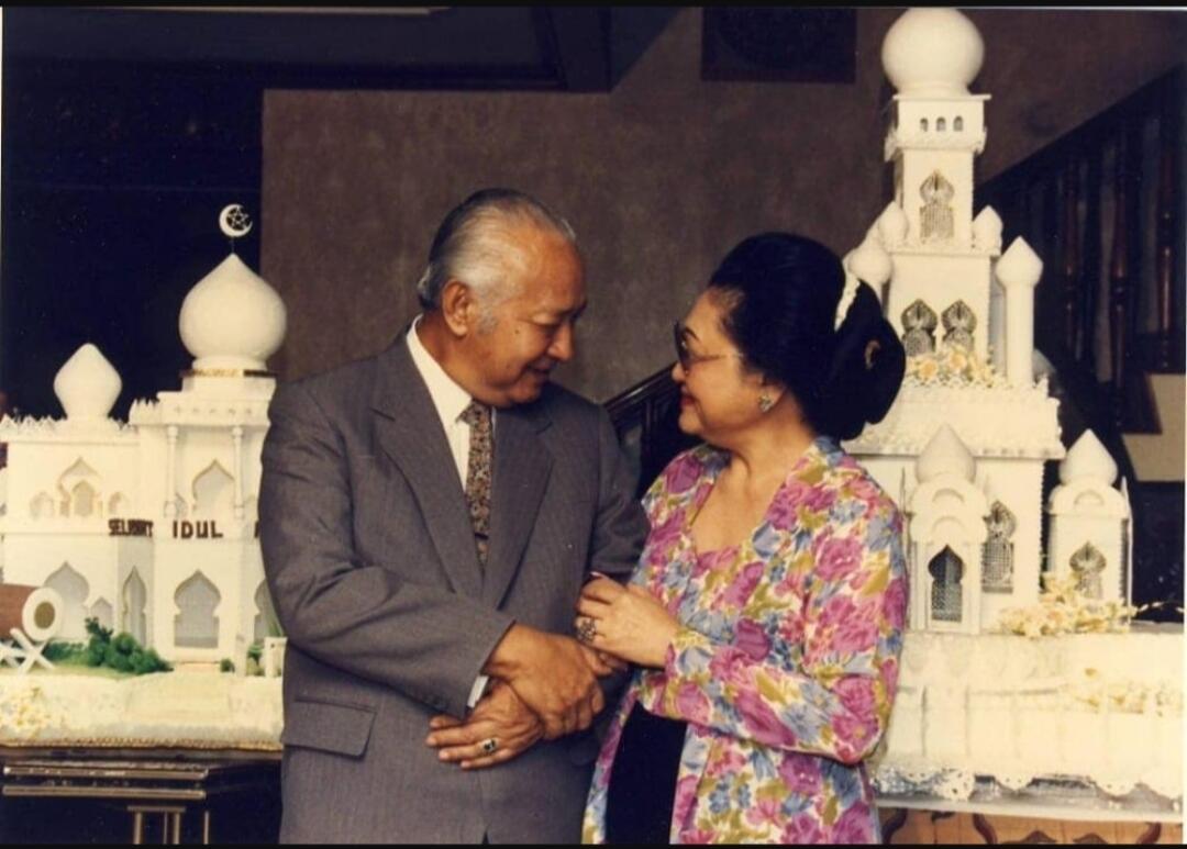 Mantan Presiden Soeharto Dikabarkan Punya Selingkuhan Artis Indonesia Berinisial