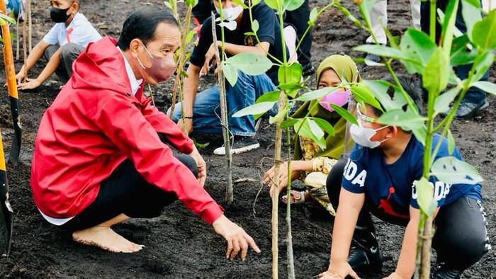 Kepuasan Kinerja Jokowi Melonjak, Golkar Harap Konsisten hingga 2024