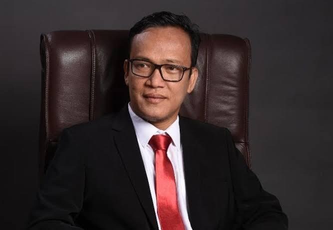 Ketum Jokowi Mania Bela Munarman, Denny Siregar: Pecat Aja dari Jabatan Komisaris