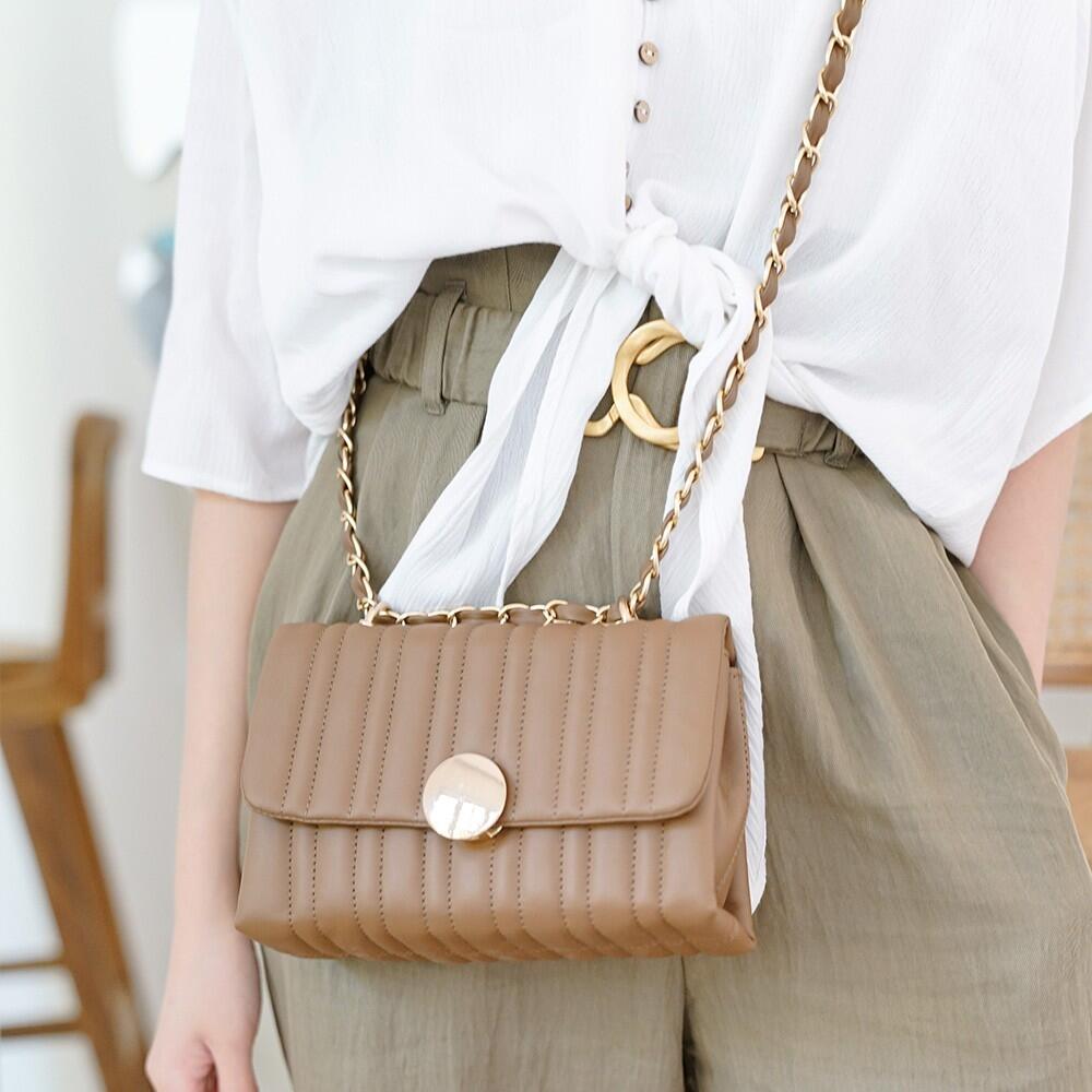 7 Rekomendasi Brand Tas Wanita Lokal di Shopee yang Bagus dan Laris
