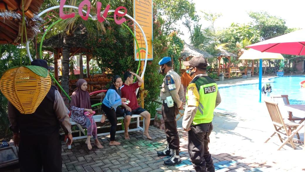 Beredar Video Rekaman CCTV 2 Remaja Mesum di Lap Renon Bali, Atasi Mesum dengan Ini