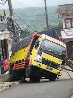 Inilah Beberapa Bahayanya Truck ODOL