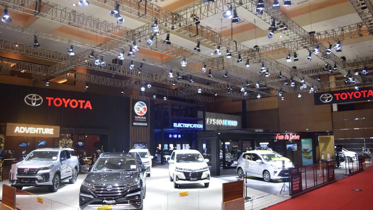 Harga Mobil Toyota Baru Merosot Akibat Diskon PPnBM