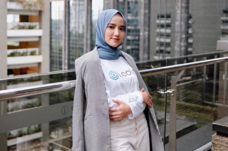 Wirda Mansur Beri Alasan Dirinya Kerap Kuliah Pindah-pindah