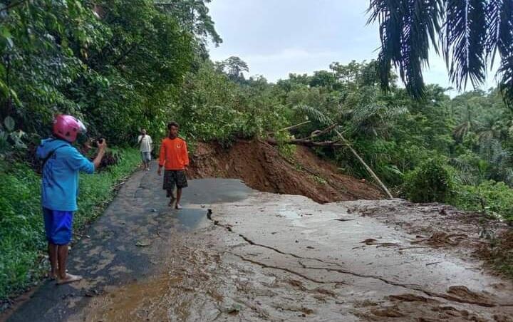 Pasca Gempa, Terjadi 11 Titik Longsor di Kajai Pasaman Barat