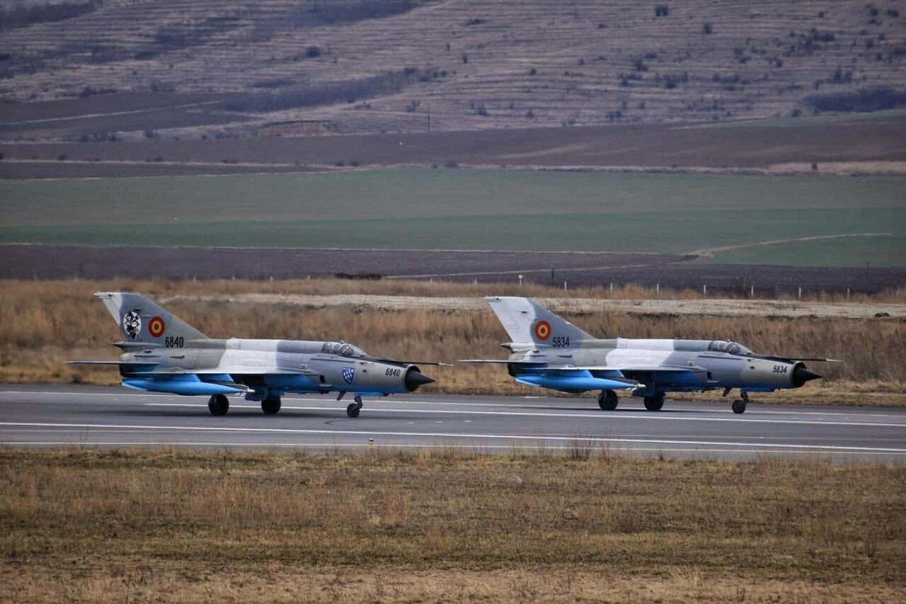 Sempat Tersesat di Rumania, Su-27 Ukraina Akhirnya Bisa Kembali Pulang ke Rumah